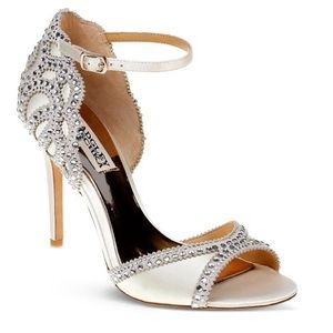 UEC Badgley Mischka Heels